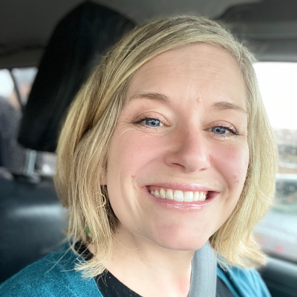 Meet your Posher, Whitney